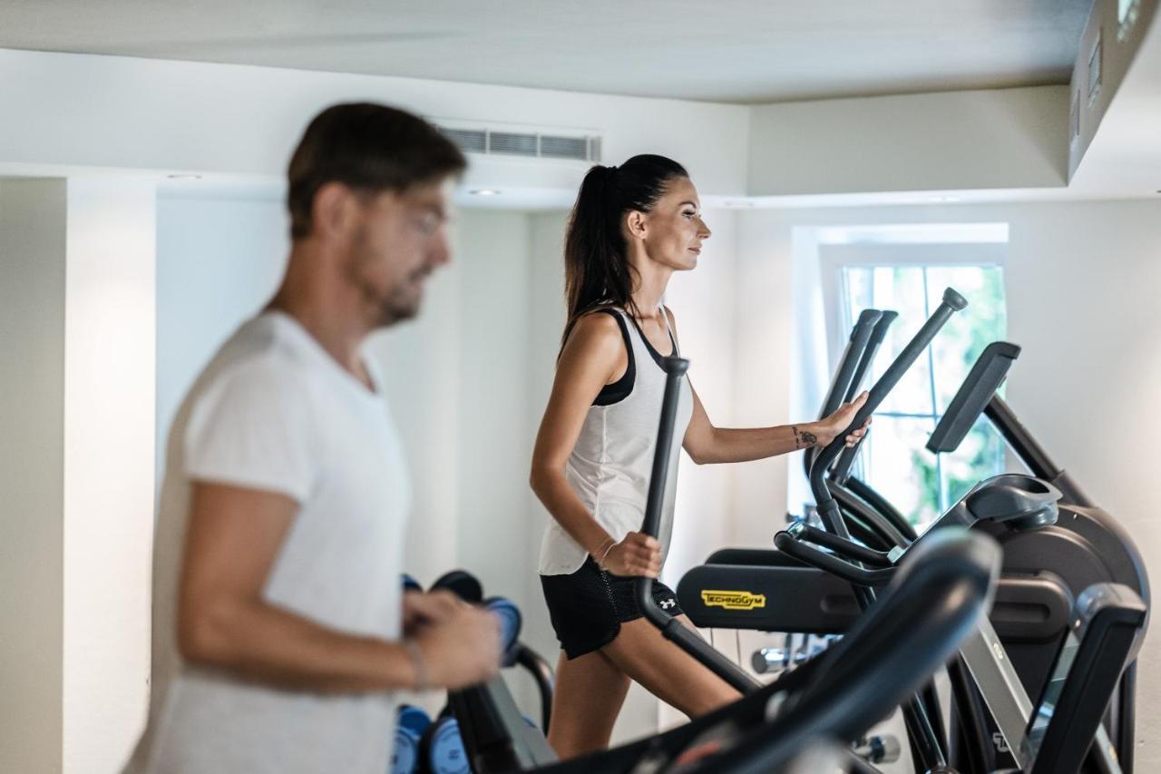 Vier Jahreszeiten Wellnessresort Achensee เมาราค ภายนอก รูปภาพ