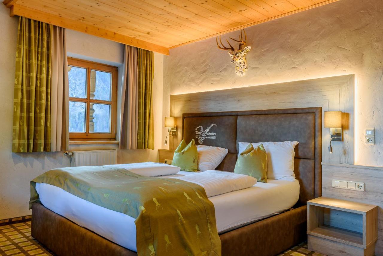 Vier Jahreszeiten Wellnessresort Achensee เมาราค ภายนอก รูปภาพ