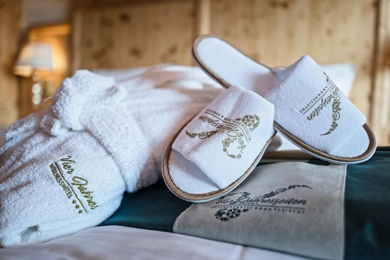 Vier Jahreszeiten Wellnessresort Achensee เมาราค ภายนอก รูปภาพ