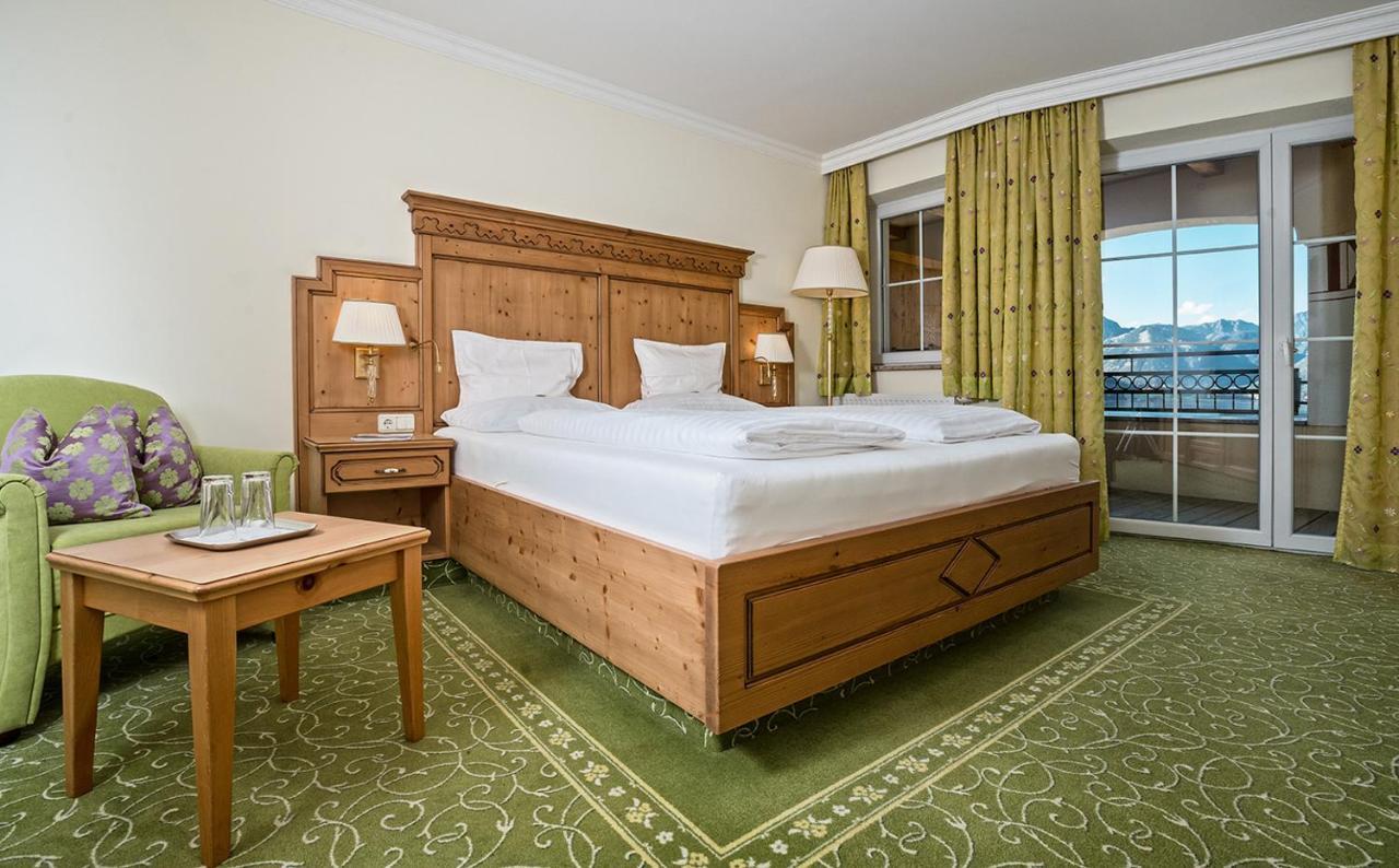 Vier Jahreszeiten Wellnessresort Achensee เมาราค ภายนอก รูปภาพ