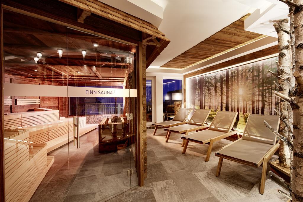 Vier Jahreszeiten Wellnessresort Achensee เมาราค ภายนอก รูปภาพ